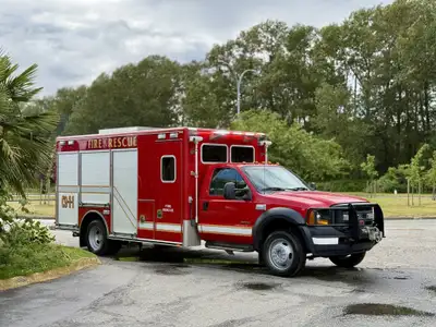2007 Ford F-550 2007 Ford F-550 Fire Truck 6.0L Powerstroke Diesel 4x4 Warn CE M8000 Winch PA Siren...