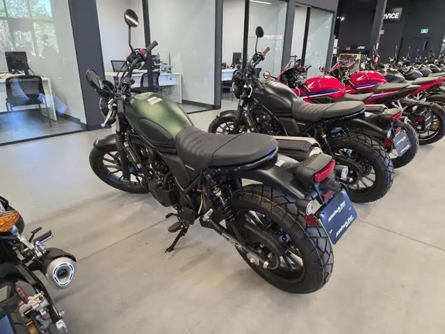 2024 HONDA SCL500 in Street, Cruisers & Choppers in Lévis - Image 8
