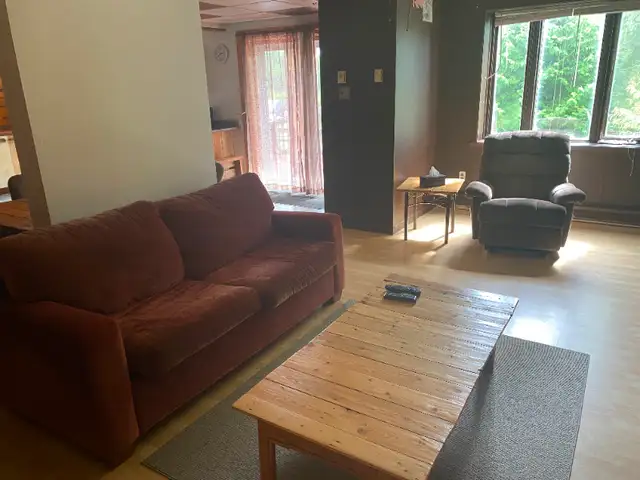 très beau grand 4 'demi meublé tout fourni pour travailleur in Short Term Rentals in Rouyn-Noranda - Image 5