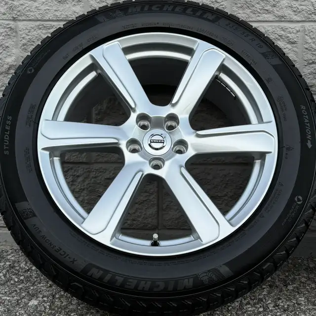(97%) 4x Volvo XC90 19" OEM Winter Wheels Package in Tires & Rims in City of Toronto - Image 3