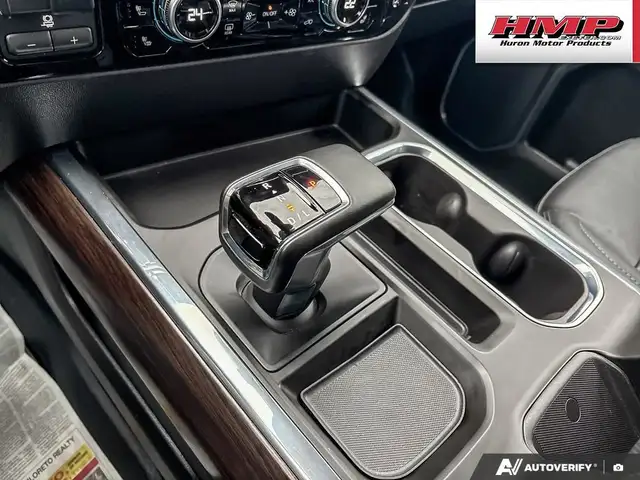 2023 GMC Sierra 1500 SLT in Cars & Trucks in Grand Bend - Image 18