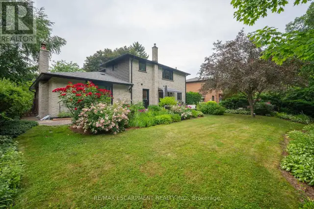 1354 EDGEWARE ROAD Oakville (FA Falgarwood), Ontario in Houses for Sale in Oakville / Halton Region - Image 39