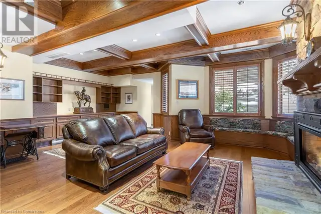 32 MAPLE HILL Drive Kitchener, Ontario in Houses for Sale in Kitchener / Waterloo - Image 39