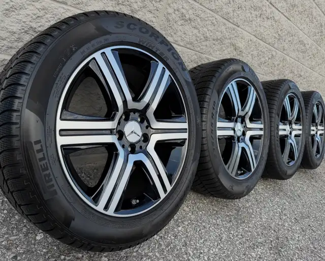 (97%) 4x GLC 43 AMG 19" OEM RunFlat Winter Wheels Package in Tires & Rims in City of Toronto - Image 2