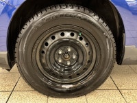 Engineered with a conscientious balance of efficiency and capability, this 2016 Subaru Outback 2.5i... (image 8)