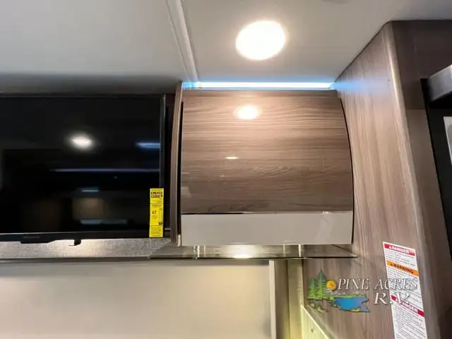 2024 Thor Motor Coach Delano Sprinter 24FB Diesel in RVs & Motorhomes in Moncton - Image 21