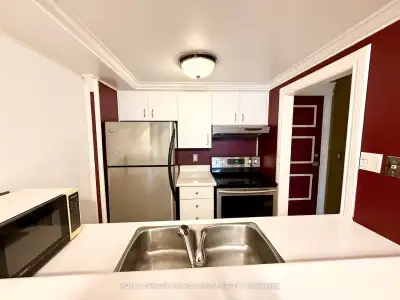 RICHMOND HILL CONDO 2 BEDROOMS 1 BATHROOM 1 PARKING Listings In The Heart Of Richmond Hill! Prime Do...