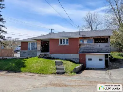 Pour les photos à jours, la maison est presque vide et nettoyer. Une visite est de mise! Découvrez c...