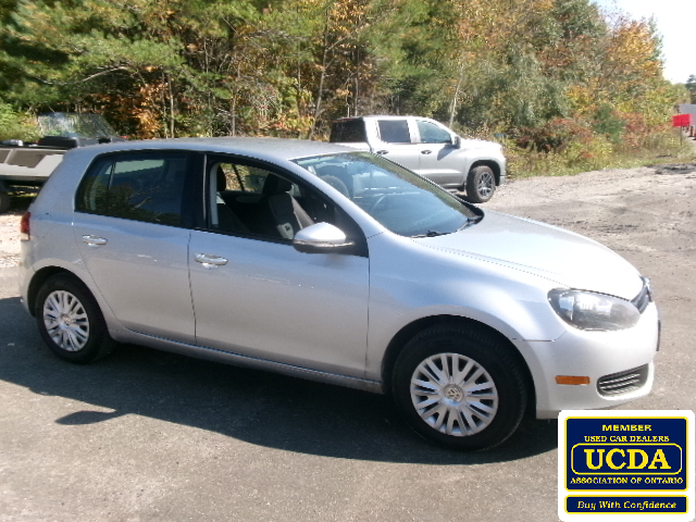 2012 Volkswagen Golf 2.5 in Cars & Trucks in Muskoka - Image 2