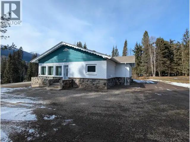 4620 MANTON ROAD Smithers, British Columbia in Houses for Sale in Smithers - Image 37