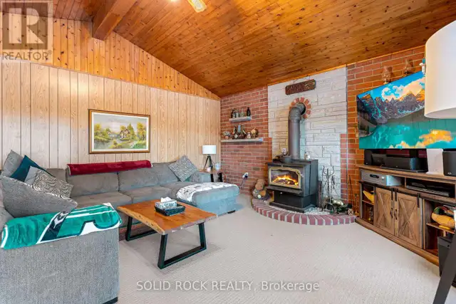 14 LOWER LAKE LANE Frontenac (Frontenac South), Ontario in Houses for Sale in Kingston - Image 4