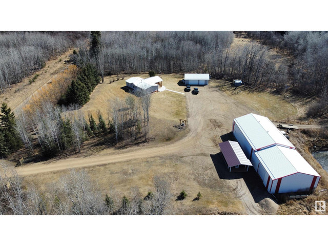 15025 TWP RD 600 Rural Smoky Lake County, Alberta in Houses for Sale in Edmonton - Image 2