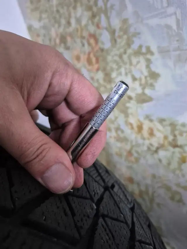 Ford EDGE KIT MAG ET PNEUS 18 BLIZZAK 2019 in Cars & Trucks in St-Georges-de-Beauce - Image 8
