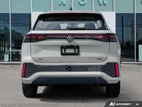 This Volkswagen Tiguan delivers a Intercooled Turbo Regular Unleaded I-4 2.0 L/121 engine powering t... (image 5)