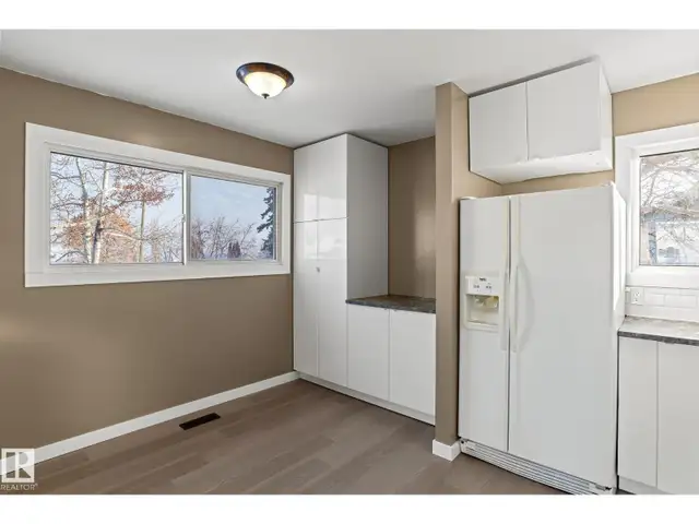 315 10 ST Cold Lake, Alberta in Houses for Sale in Edmonton - Image 14