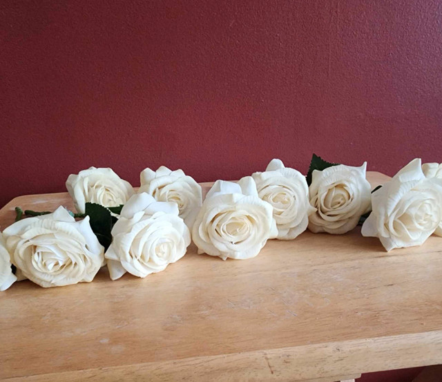 Silk roses with stem and leaf, handmade, cream color, $2.00 each in Hobbies & Crafts in Pembroke