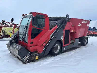 2021 TRIOLIET TT2-1700 VL SELF-PROPELLED TMR FEED MIXER STOCK #A116293 255 ENGINE HP 4WS / CRAB STEE...