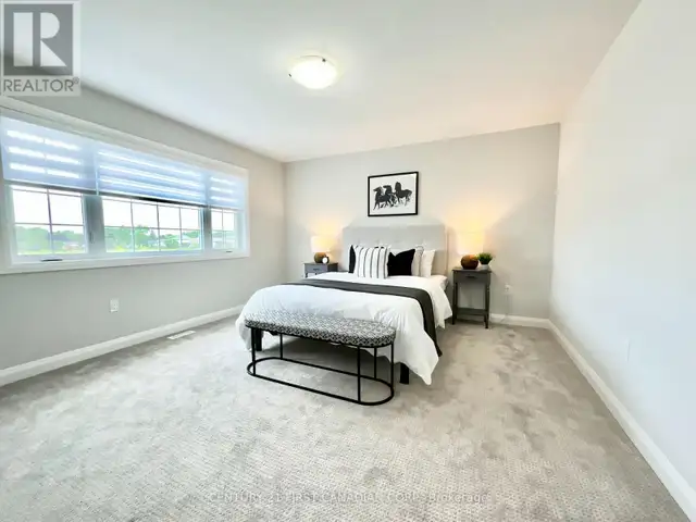 6 SHELDABREN STREET North Middlesex (Ailsa Craig), Ontario in Houses for Sale in Grand Bend - Image 15