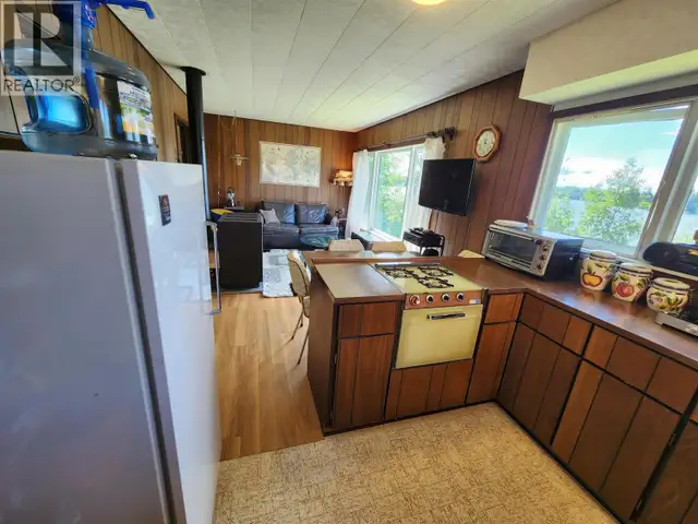7575 BEAZELY ROAD Deka Lake / Sulphurous / Hathaway Lakes, Briti in Houses for Sale in 100 Mile House - Image 14