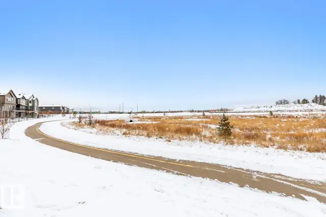 338 CANTER WD Sherwood Park, Alberta in Houses for Sale in Strathcona County - Image 3