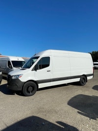 2019 Mercedes-Benz Sprinter Cargo Van 14-Foot Cargo Space Price: $28,985 Looking for a dependable co... (image 5)