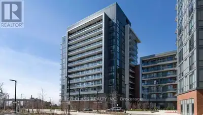 Beautiful and Bright New Condo Building, 603 Sq.Ft., 1 Bedroom + 1 Den With Sliding Door As Second B...
