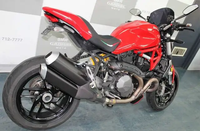 2021 Ducati Monster 1200 in Sport Bikes in City of Montréal - Image 4