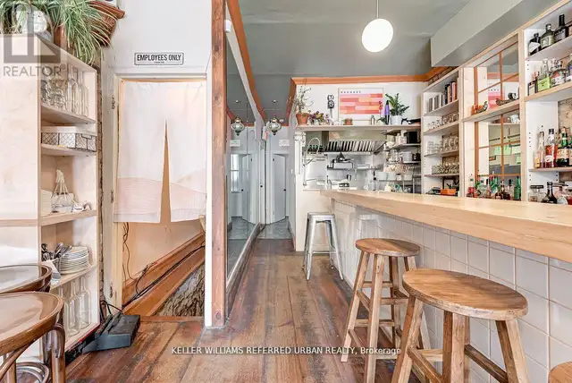 1118 QUEEN STREET E Toronto (South Riverdale), Ontario in Commercial & Office Space for Sale in City of Toronto - Image 11
