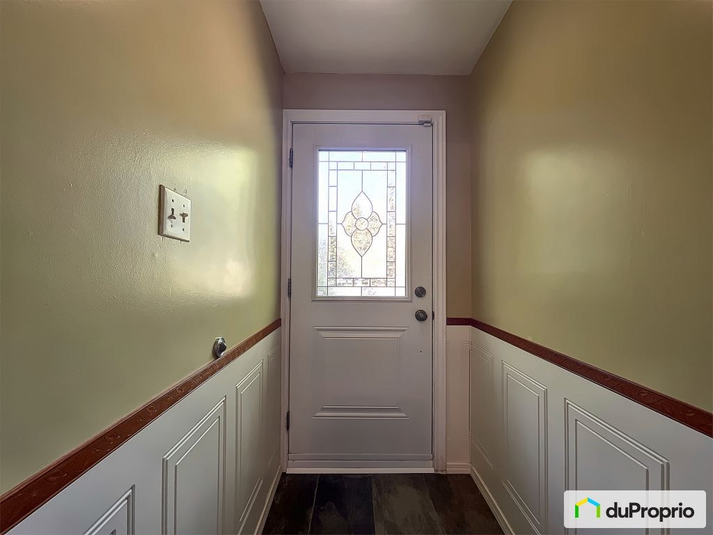 $757,500 - Raised Bungalow for sale in St-Vincent-de-Paul — photo 3