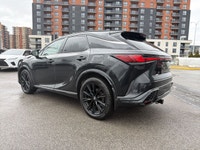 Modèle F SPORT 2. Apple Carplay sur un écran de 14 pouces, Sièges chauffants et ventilés en avant et... (image 9)