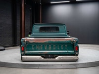 The team at Sherwood Motorcars would like to welcome you to our dealership based in Sherwood Park, w... (image 8)