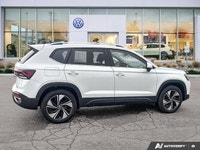 This 2025 Volkswagen Taos Comfortline, with a mere 12,750 kilometers, offers a harmonious blend of r... (image 5)