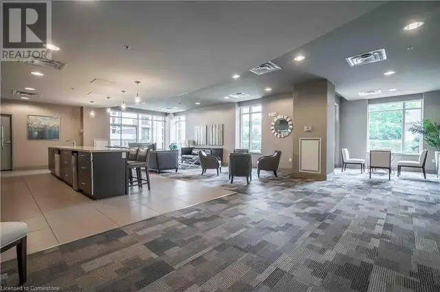 90 CHARLTON AVENUE WEST Unit# 409 Hamilton, Ontario62863787733890122