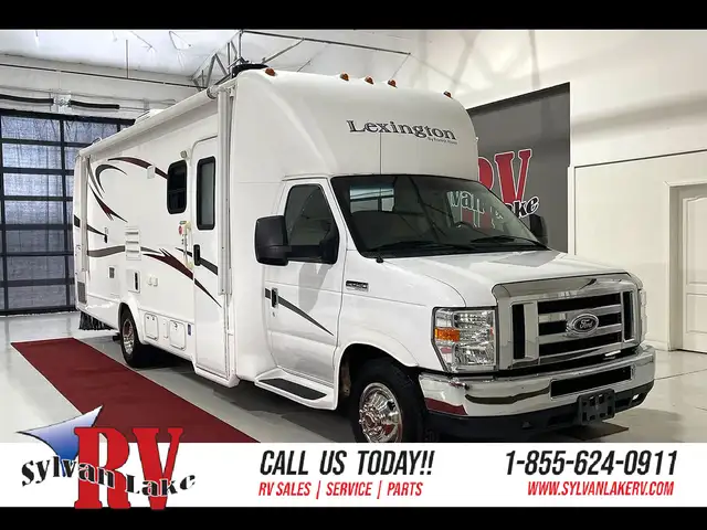 2015 Forest River Lexington 265DS – Pre-Owned Class B+ Motorhome in RVs & Motorhomes in Red Deer - Image 2