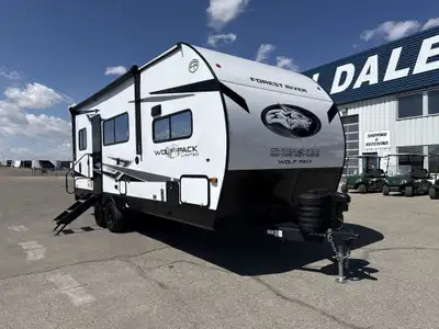 The2026 Wolf Pack Limited 21PACK14+ toy hauler travel traileris designed for adventure seekers who w...
