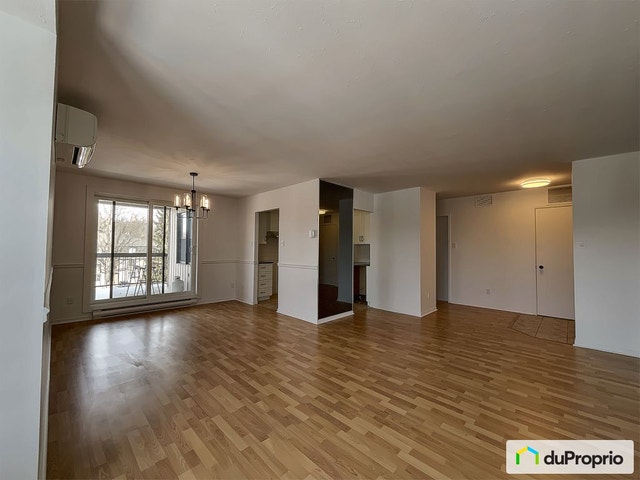 $314,900 - Condominium for sale in St-Hyacinthe — photo 2