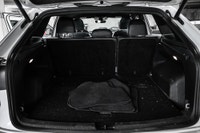 ... Engine: Moteur V6 3.6L L/100Km City: 13.1 L/100Km Hwy: 10.0 Safety Equipment Aide à la conduite... (image 6)