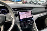 . . . . 3.6 L 6 Cyl Engine Vehicle Options: Leather Interior, Adaptive Cruise Control, Blind Spot Mo... (image 5)