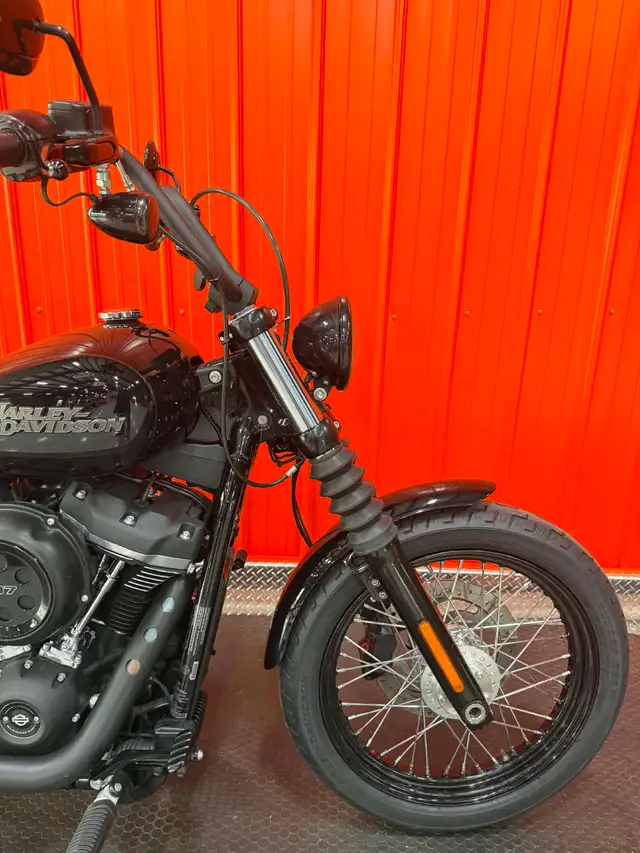 2020 Harley-Davidson Softail 2020 HARLEY DAVIDSON STREET BOB FXB in Street, Cruisers & Choppers in Moncton - Image 11