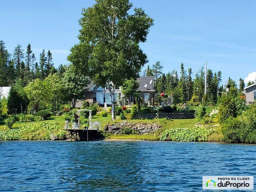 $535,000 - Bungalow for sale in St-Ludger-De-Milot — photo 1