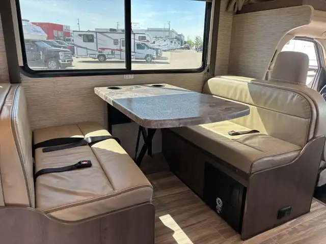 2024 Four Winds 28A in RVs & Motorhomes in Laval / North Shore - Image 18