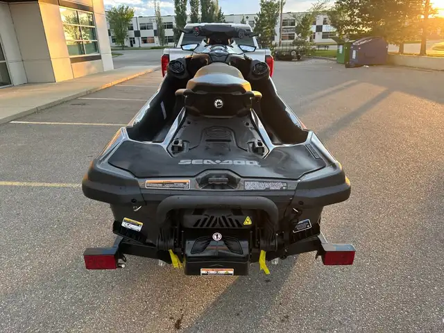2022 SEADOO GTX 230 (FINANCING AVAILABLE) in Personal Watercraft in Strathcona County - Image 8