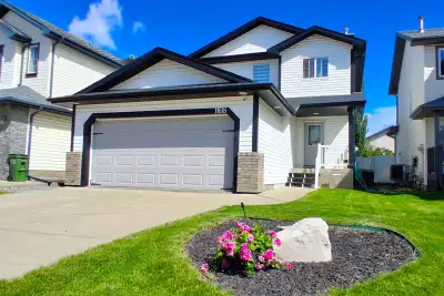 Absolutely stunning 2-storey home with endless upgrades all over the home with a fully finished base...