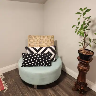 Swivel Retro Chair, View more