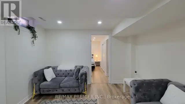 BASEMENT - 25 GRANITE STREET Vaughan (East Woodbridge), Ontario in Long Term Rentals in Markham / York Region - Image 12