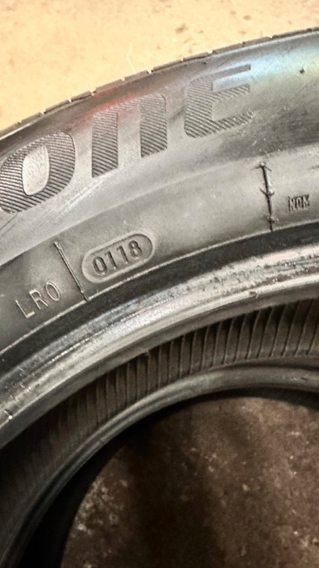 245/50/19 Bridgestone Dueller ,sport,  RFT (RUN FLATS)All Season in Tires & Rims in Markham / York Region - Image 3