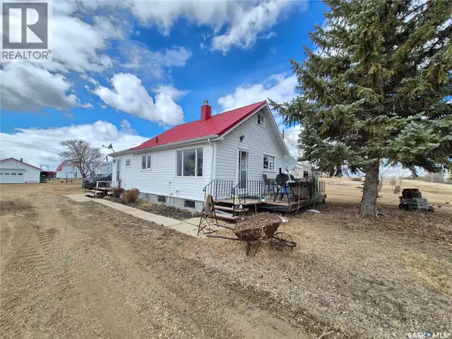 Kayville Acreage Kayville, Saskatchewan in Houses for Sale in Moose Jaw - Image 3
