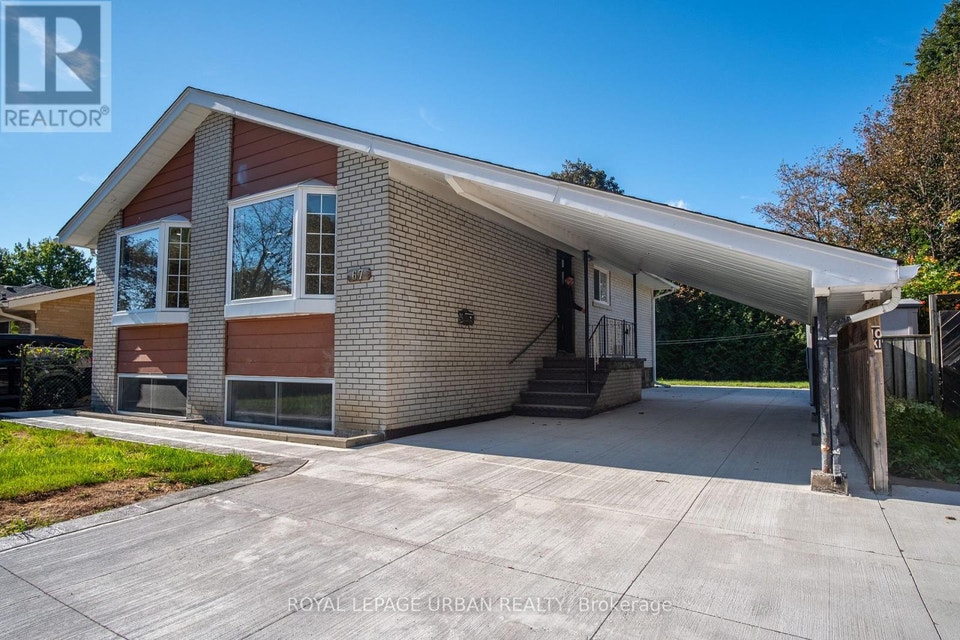 UPPER - 67 CAMPBELL DRIVE Brampton (Northwood Park), Ontario 2
