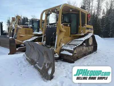 2006 Caterpillar D6R XW Series III WE SHIP DIRECT TO YOU, USA, and Worldwide!! Financing Available S...