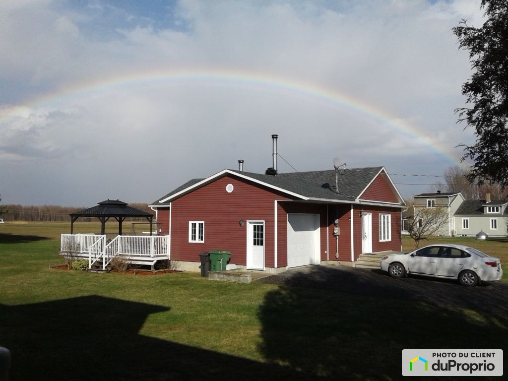 $399,000 - 1 1/2 Storey for sale in Pierreville — photo 3